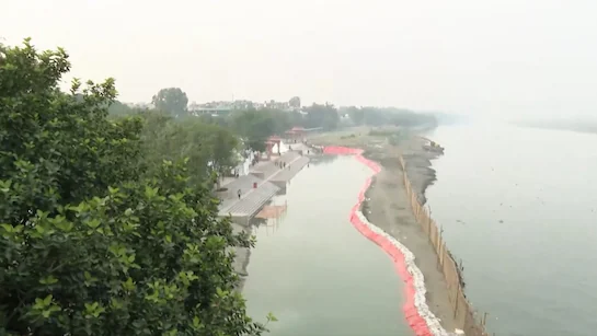 br16uam4_yamuna-ghat-chhath-row_625x300_27_October_25